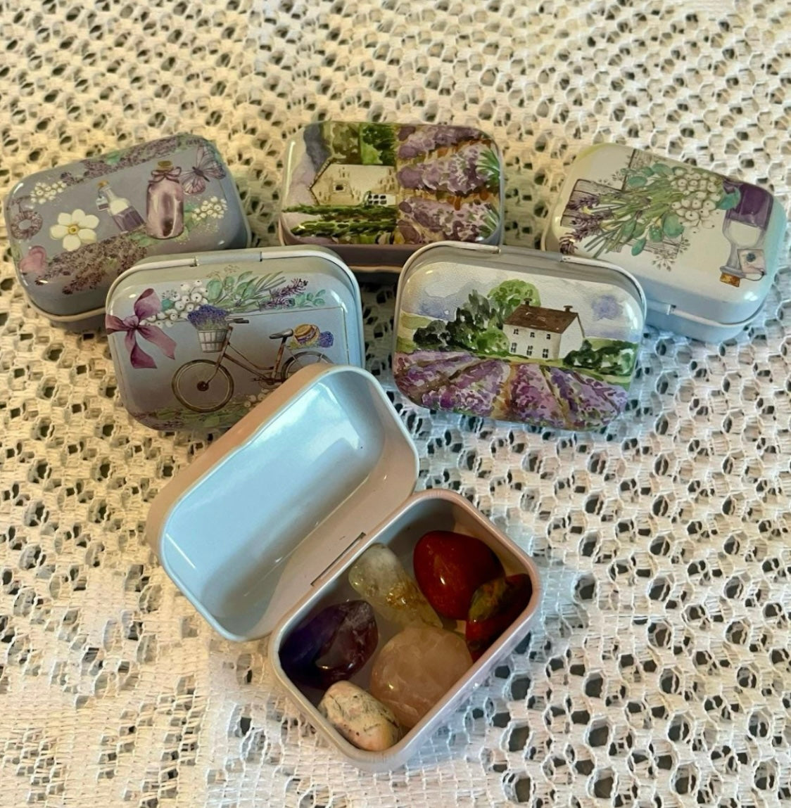 Self-Love Crystal Set in Decorative Tin - Carnelian, Rhodonite, Citrine, Rose Quartz, Amethyst, Unakite
