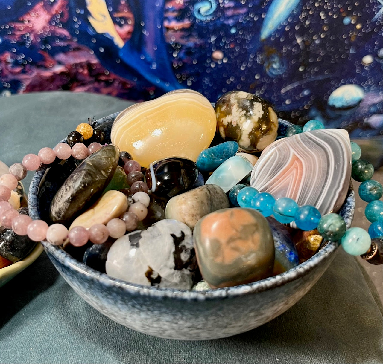 Premium Crystal Mystery Scoop! 3 Sizes - includes tumbles, carving, bracelets and raw crystals!