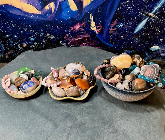 Premium Crystal Mystery Scoop! 3 Sizes - includes tumbles, carving, bracelets and raw crystals!